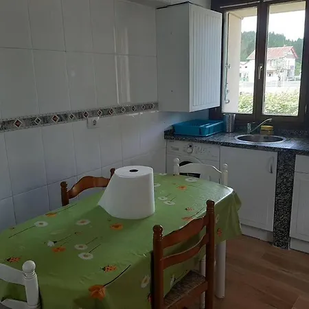 La Casa De Arantza Con Jardin Y Wifi Сasa de vacaciones Ispáster