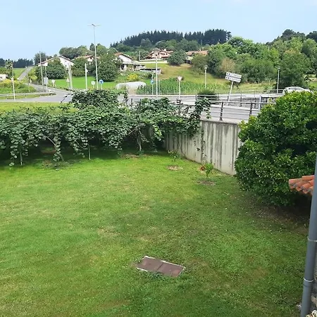 Casa de Férias La Casa De Arantza Con Jardin Y Wifi Ispáster