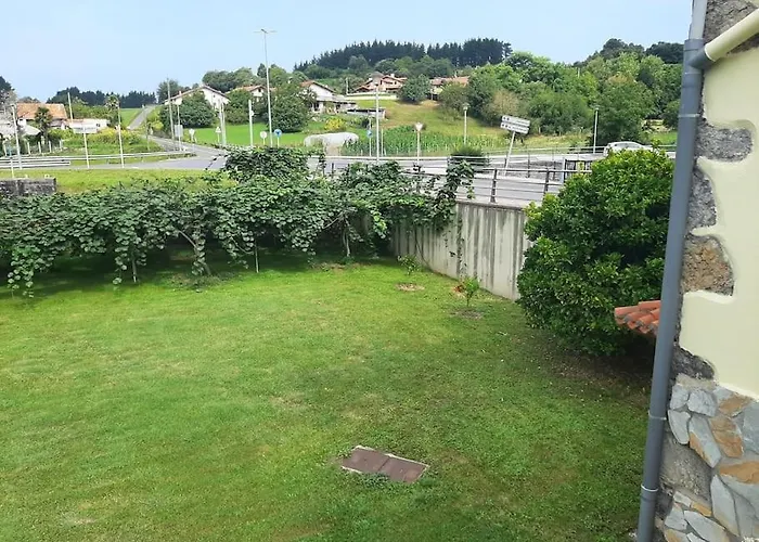Semesterbostad La Casa De Arantza Con Jardin Y Wifi Ispáster