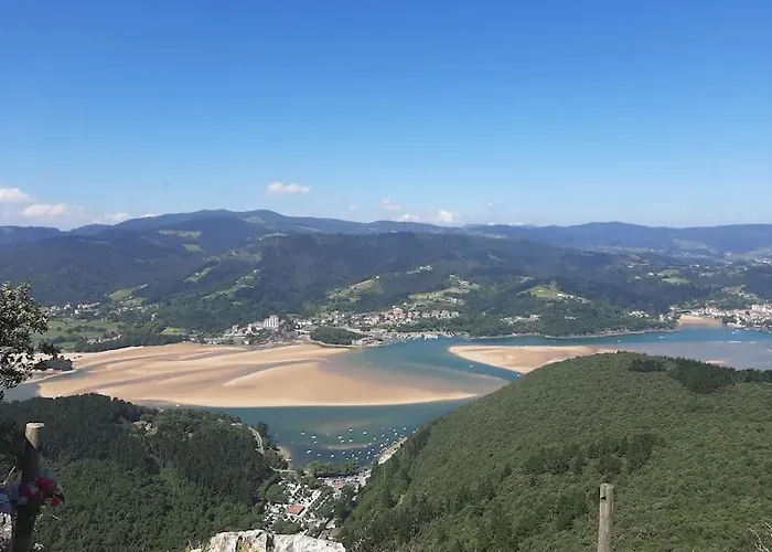 Semesterbostad La Casa De Arantza Con Jardin Y Wifi Ispáster